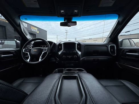 Used 2021 Chevrolet Silverado 1500 LT RWD image 16