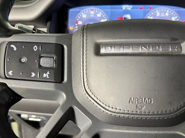 Used 2021 Land Rover Defender 110 X AWD/4WD image 30