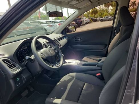 Used 2019 Honda HR-V LX image 16