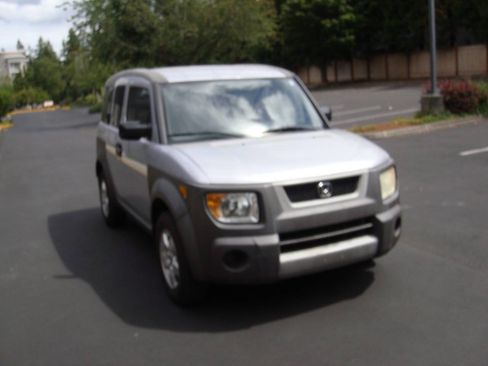 Used 2004 Honda Element EX image 3