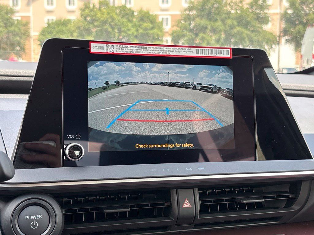 Used 2026 Toyota Prius Plug-In Hybrid FWD image 18