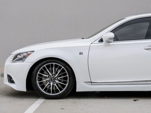 Used 2014 Lexus LS 460 AWD w/ F Sport Package image 18