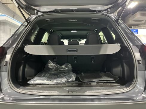 Used 2026 Subaru Forester Premium AWD/4WD image 34