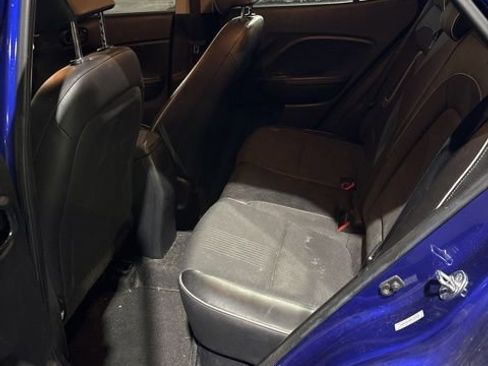 Used 2022 Hyundai Venue Limited w/ Cargo Package image 3