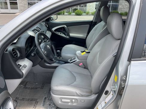 Used 2010 Toyota RAV4 Limited AWD/4WD image 13