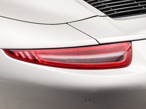 Used 2013 Porsche 911 Carrera S RWD image 19