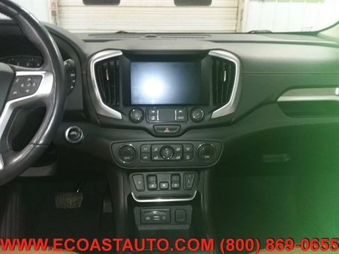 Used 2019 GMC Terrain SLT w/ Preferred Package image 12