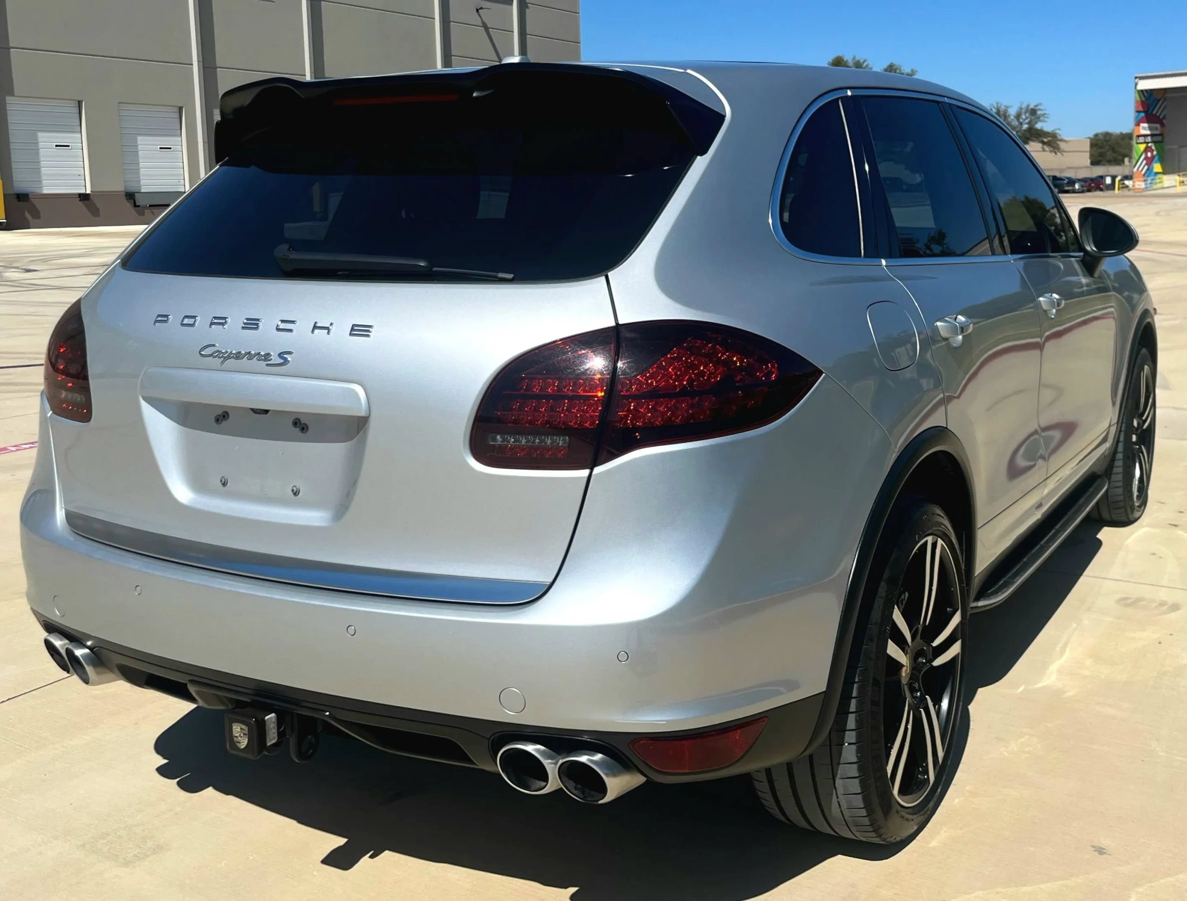 Used 2012 Porsche Cayenne S AWD/4WD image 7
