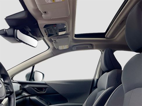 Used 2025 Subaru Crosstrek 2.0i Premium image 20