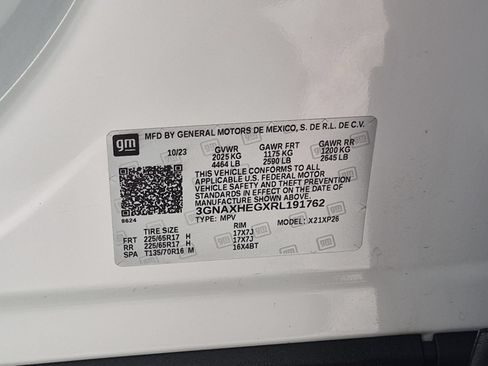 Used 2024 Chevrolet Equinox LS FWD image 30