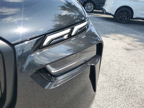 Used 2025 BMW X7 xDrive40i w/ M Sport Package image 3