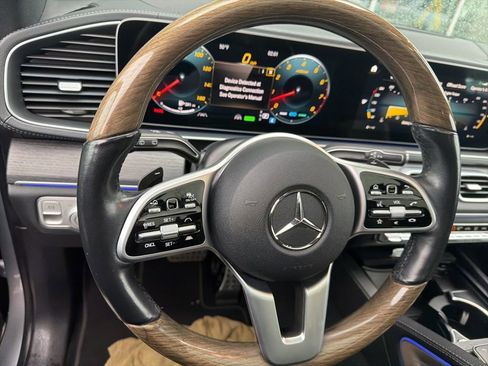 Used 2022 Mercedes-Benz GLS 450 4MATIC image 8
