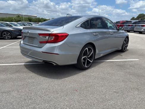 Used 2019 Honda Accord Sport image 5