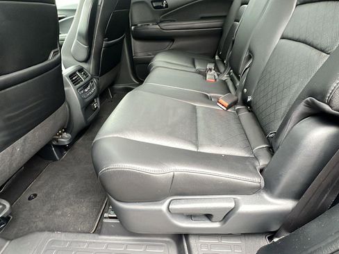 Used 2023 Honda Passport Elite image 18