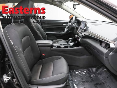 Used 2024 Nissan Altima 2.5 SV image 24