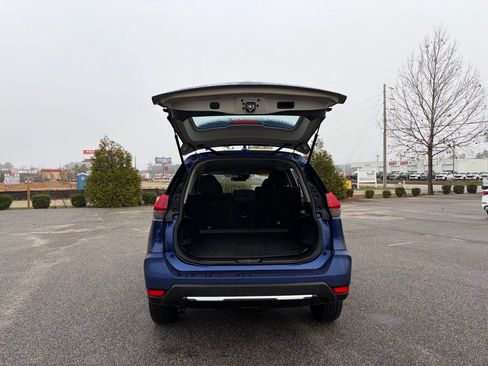 Certified 2020 Nissan Rogue S image 5