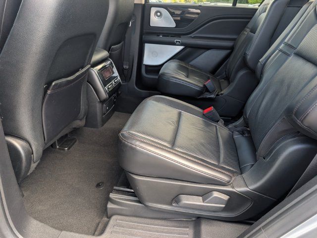 Used 2020 Lincoln Aviator Reserve w/ Equipment Group 202A AWD/4WD image 10