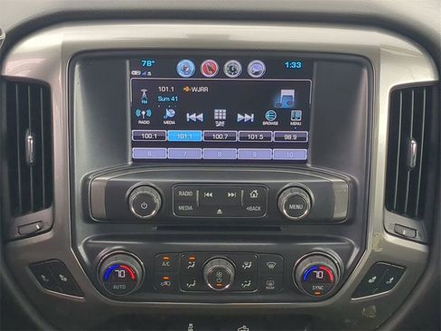 Used 2018 Chevrolet Silverado 1500 LT w/ All Star Edition image 17