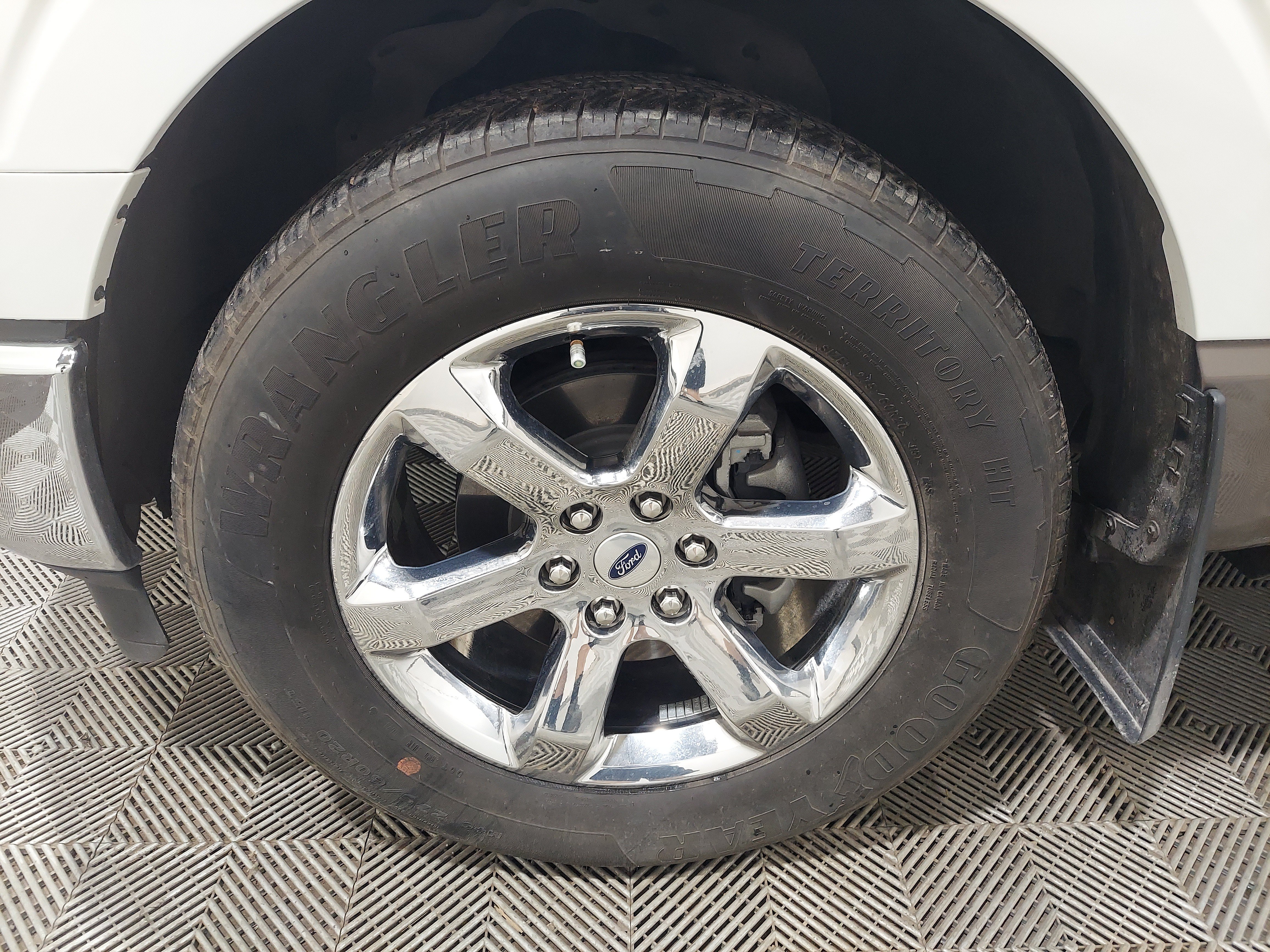 Used 2021 Ford F150 Lariat w/ Equipment Group 502A High RWD image 6