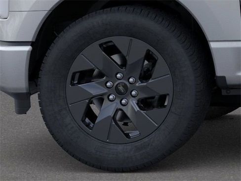 New 2025 Ford F150 Lightning Flash image 19