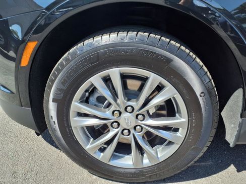 Certified 2023 Cadillac XT5 Premium Luxury image 9