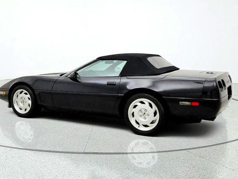 Used 1991 Chevrolet Corvette Convertible RWD image 7