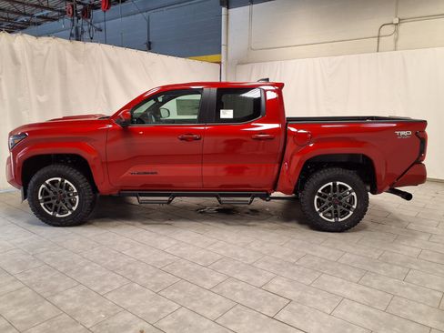 New 2026 Toyota Tacoma TRD Sport AWD/4WD image 6