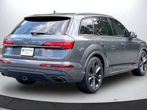 Used 2025 Audi Q7 3.0T Premium Plus AWD/4WD image 9