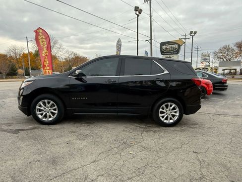 Used 2018 Chevrolet Equinox LT FWD image 2