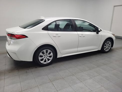 Used 2022 Toyota Corolla LE image 10