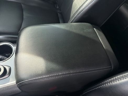 Used 2020 Nissan Pathfinder SL image 23