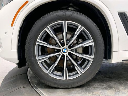 Certified 2023 BMW X5 xDrive40i w/ Executive Package image 8