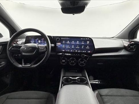 Used 2024 Chevrolet Blazer EV RS image 25