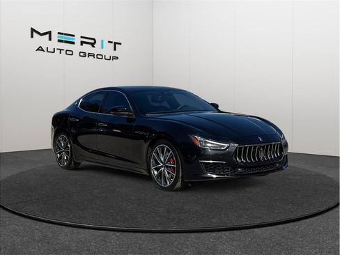 Used 2019 Maserati Ghibli S GranLusso image 1