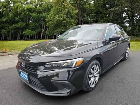 Certified 2023 Honda Civic LX image 3