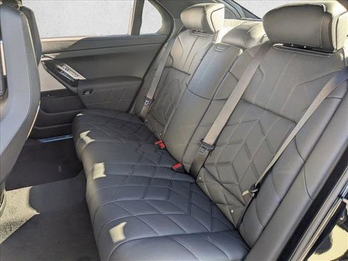 New 2026 BMW i7 eDrive50 image 16