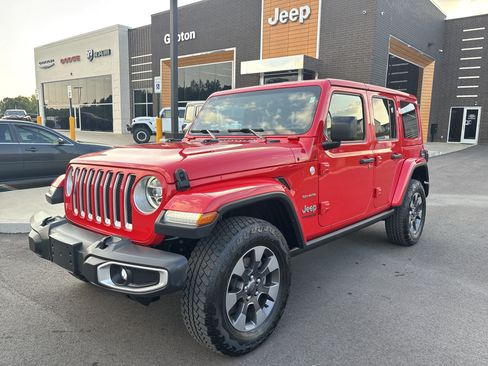 Used 2018 Jeep Wrangler Unlimited Sahara AWD/4WD image 1