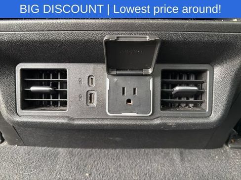 Used 2022 Chevrolet Silverado 1500 LT AWD/4WD image 18