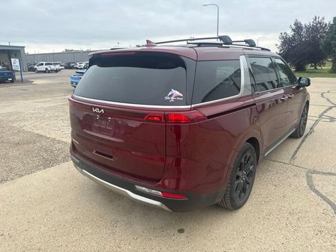 Used 2023 Kia Carnival SX FWD image 11