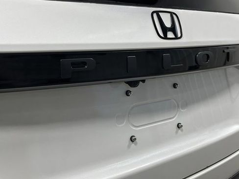New 2026 Honda Pilot EX-L image 5