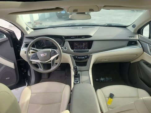 Used 2023 Cadillac XT5 Premium Luxury image 8