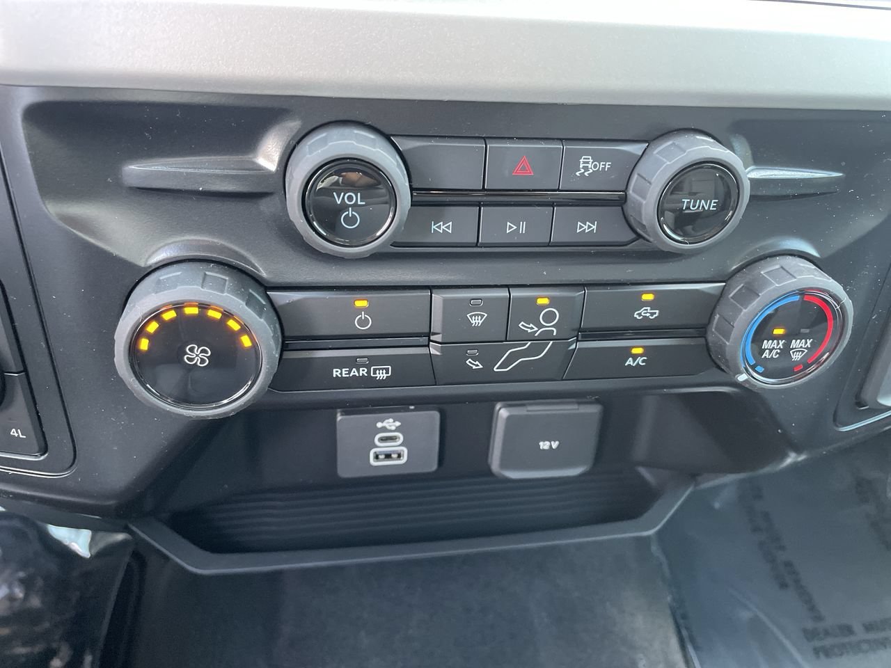 New 2026 Ford F250 XL w/ STX Appearance Package AWD/4WD image 24