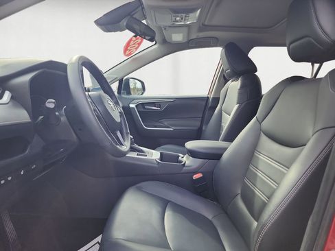 Certified 2023 Toyota RAV4 XLE Premium image 9