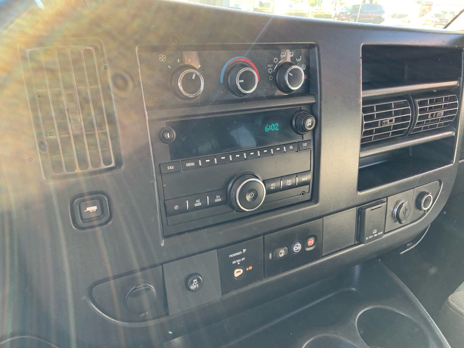 Used 2017 Chevrolet Express 3500 LT w/ LT Preferred Equipment Group RWD image 15