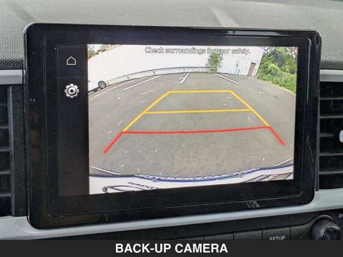 Used 2022 Hyundai Venue Limited w/ Cargo Package image 24