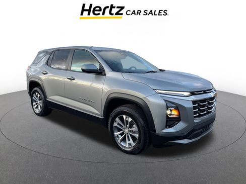 Used 2025 Chevrolet Equinox LT image 1