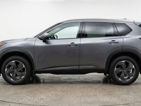 Used 2025 Nissan Rogue SV image 5