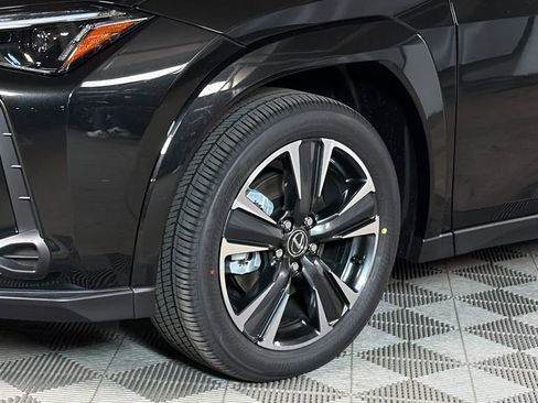 New 2026 Lexus UX 300h AWD image 4