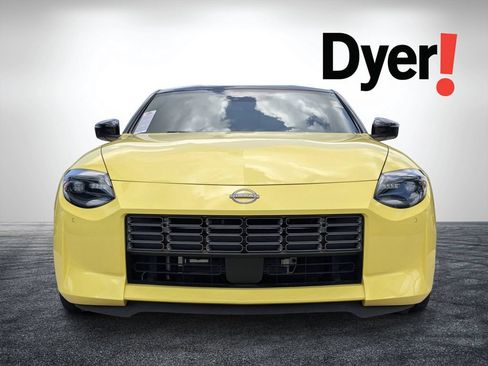 Used 2024 Nissan Z Performance w/ Floor Mat Package RWD image 9