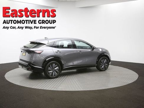 Used 2023 Nissan Ariya FWD image 42